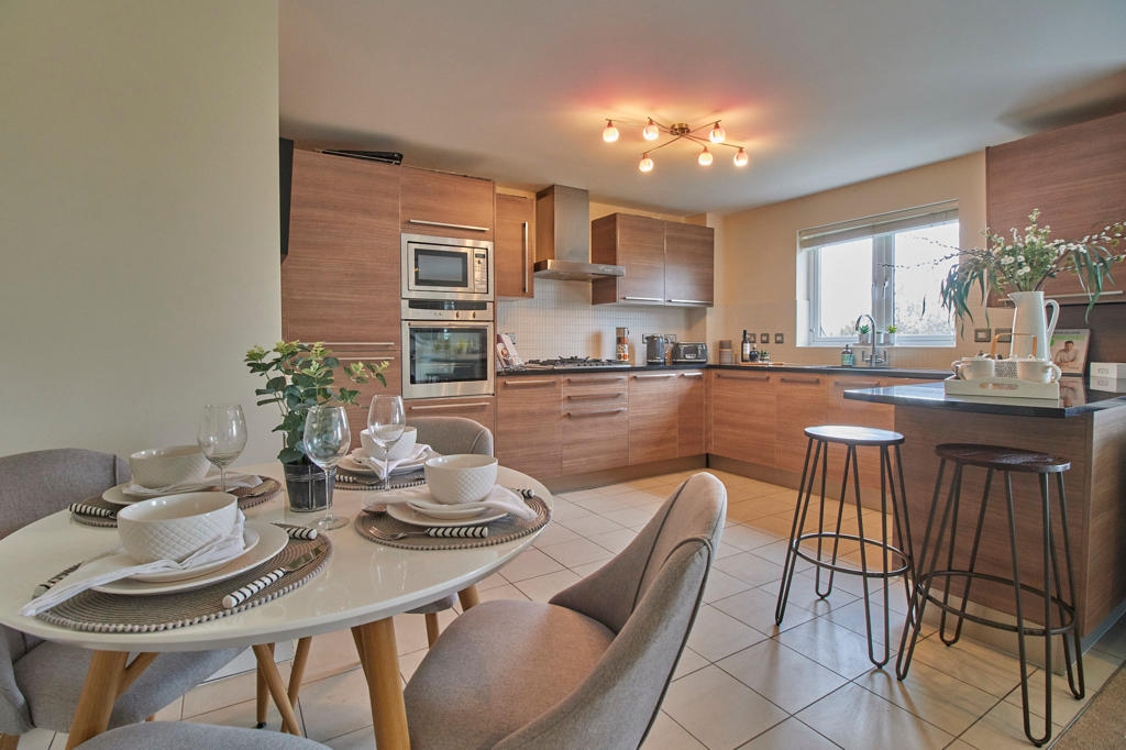 Cedar Court, Barwell 6